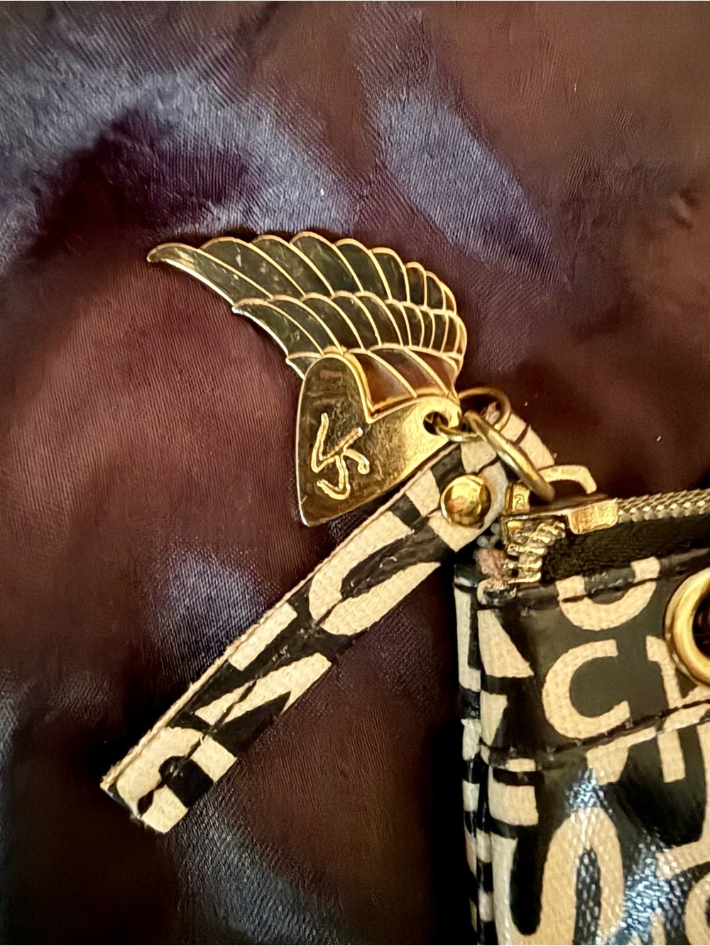 Victoria's Secret, Coated canvas wristlet clutch - Picture 3 of 5